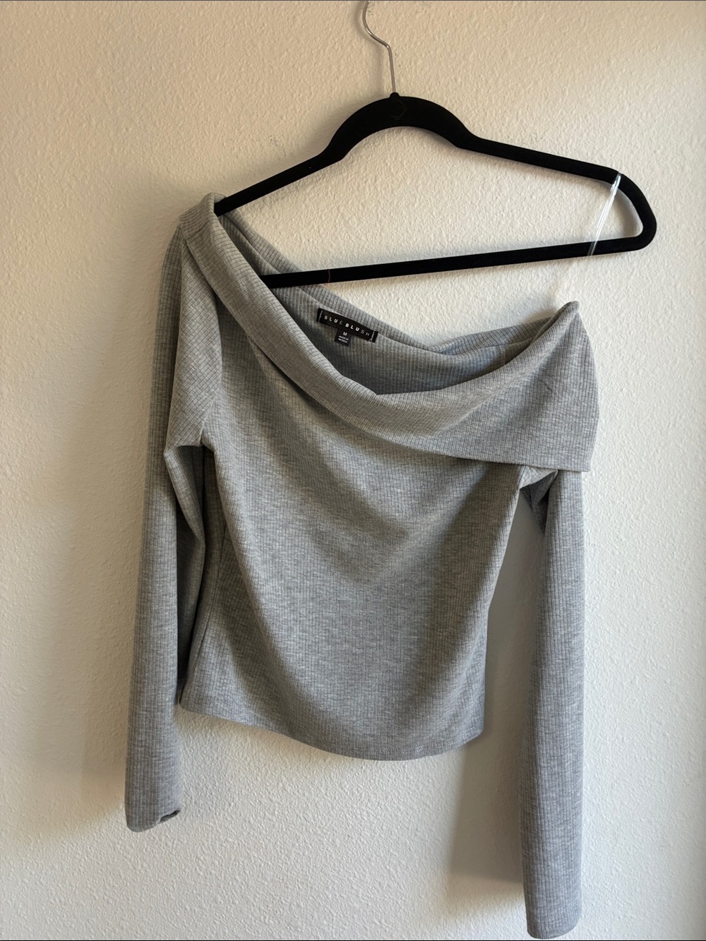 Blue Blush Off-the-Shoulder Ribbed Sweater - Light Gray